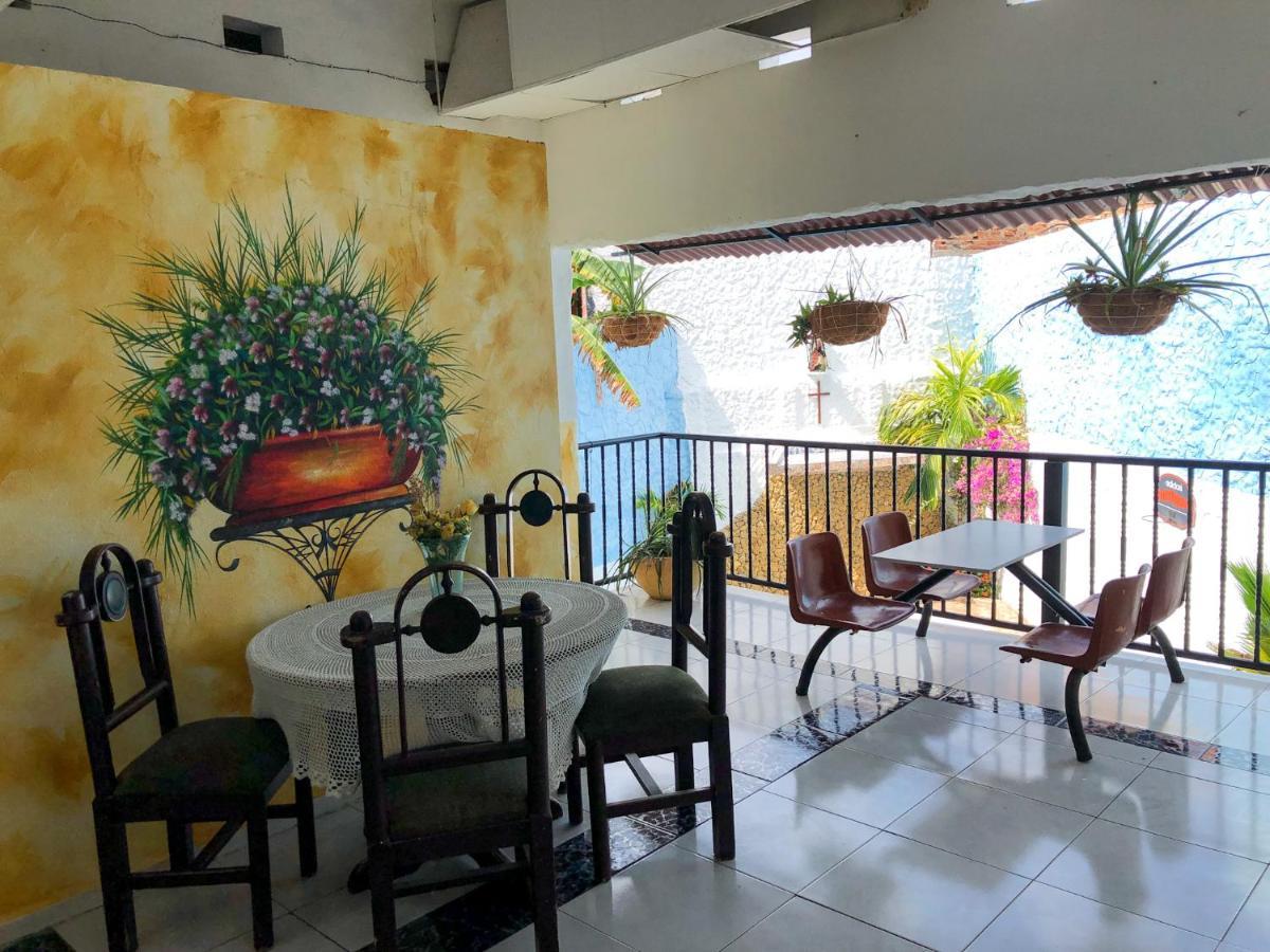 Hotel Plaza Confort Girardot Eksteriør bilde