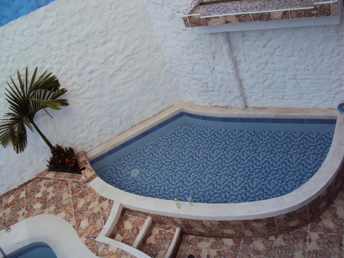 Hotel Plaza Confort Girardot Eksteriør bilde
