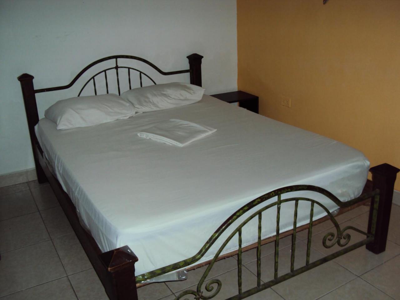 Hotel Plaza Confort Girardot Eksteriør bilde